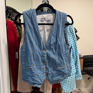 Zara Light Blue Denim Buttoned Vest